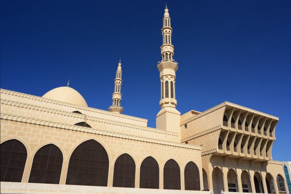 king faisal mosque in sharjah